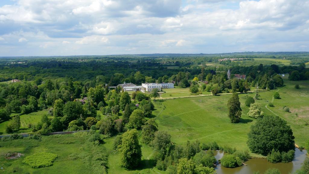 Buxted Park Country House Guest House Bagian luar foto